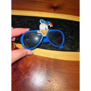 Vintage Donald Duck sunglasses